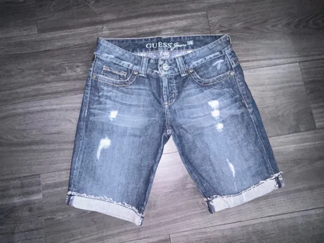 GUESS Jeansshorts Bermuda Gr. 29 Destroyed