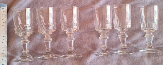 3+2+1 = 6 verres à liqueur en verre ou cristal taillé pour cave Napoléon III