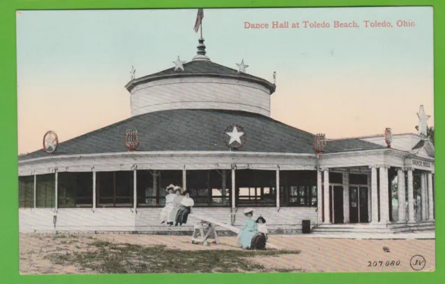 Toledo, Oh/ Dance Hall at Toledo Beach/ round bldg/ ladies on teeter-totter/pc Toledo, Oh/ Dance Hall at Toledo Beach/ round bldg/ ladies on teeter-totter/pc
