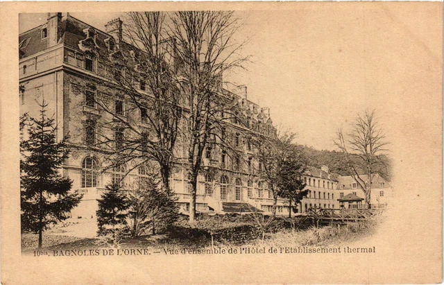 CPA BAGNOLES-de-l'ORNE - Vue d'ensemble de l'Hotel de l'Etablissement (435489)