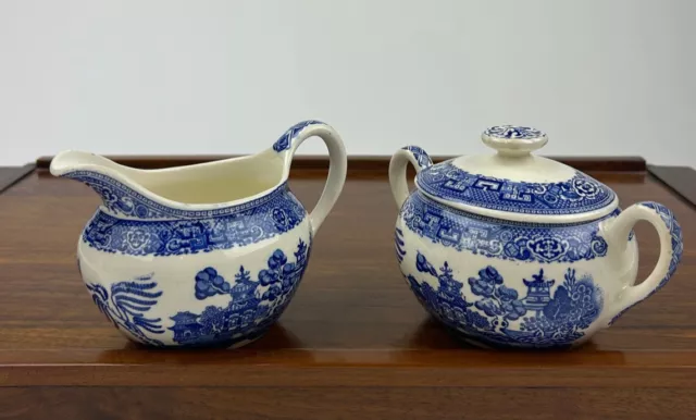 Vintage 1950's  BLUE WILLOW  Lidded Sugar Bowl and Creamer Set, FREE SHIPPING