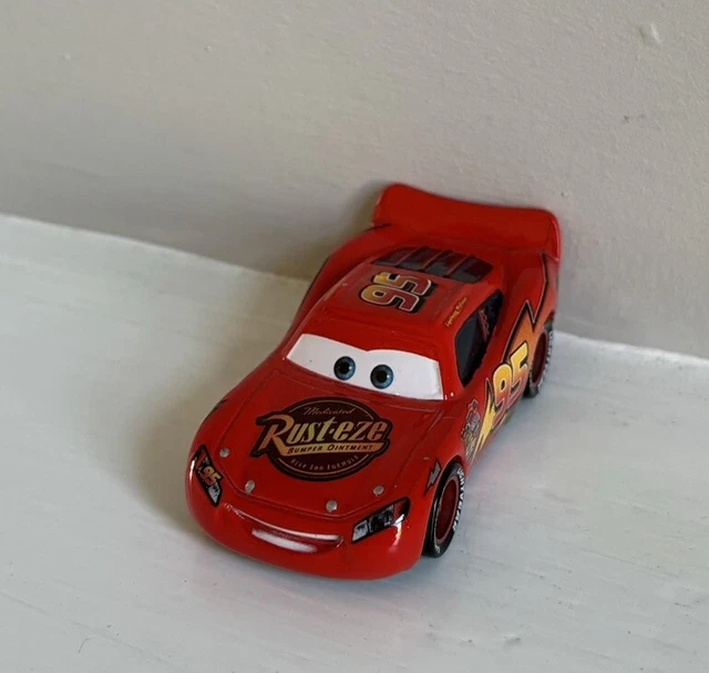 DISNEY PIXAR CARS Lightning Mcqueen Rust-Eze #95 Diecast Model Car 1:55 ...