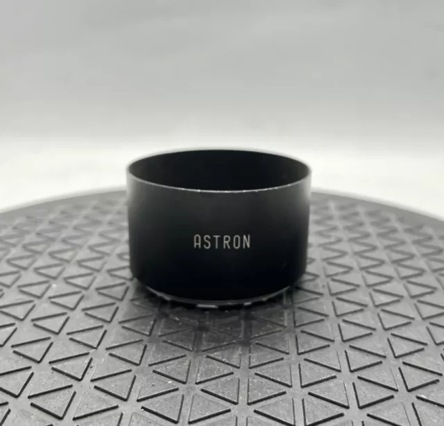 ASTRON CAPPUCCIO IN METALLO RIGIDO 58 mm ADERENTE A VITE - Buone condizioni #361