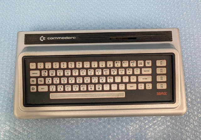 コモドール MAX-04 COMMODORE MAX MACHINE Console Boxed MAX-04 Tested System