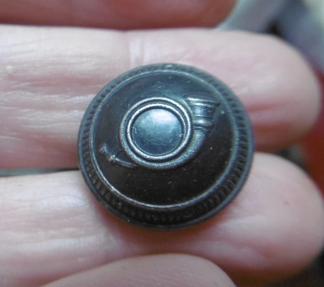 Bouton de vêtement de chasse français antique des années