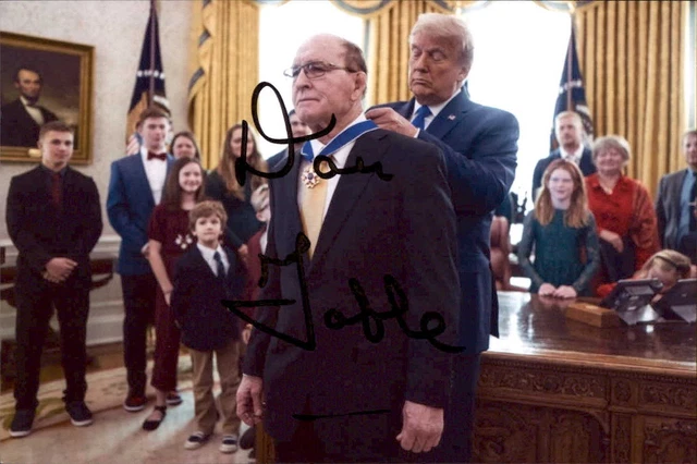 Dan Gable Signed 4x6 Photo Olympic Gold Wrestling Iowa Hawkeyes Donald Trump