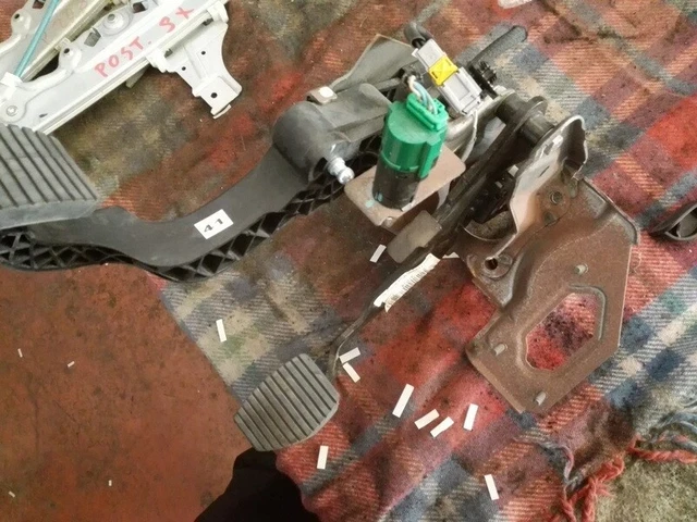 2127EJ PEDALE EMBRAYAGE pour CITROEN C3 3A SERIE (B618) PURETECH 82 GPL ...