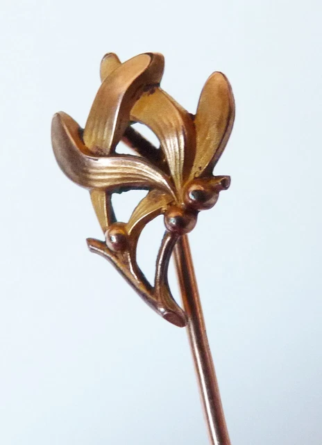épingle à cravate en plaqué or ART NOUVEAU vers 1900 gui mistletoe tie pin