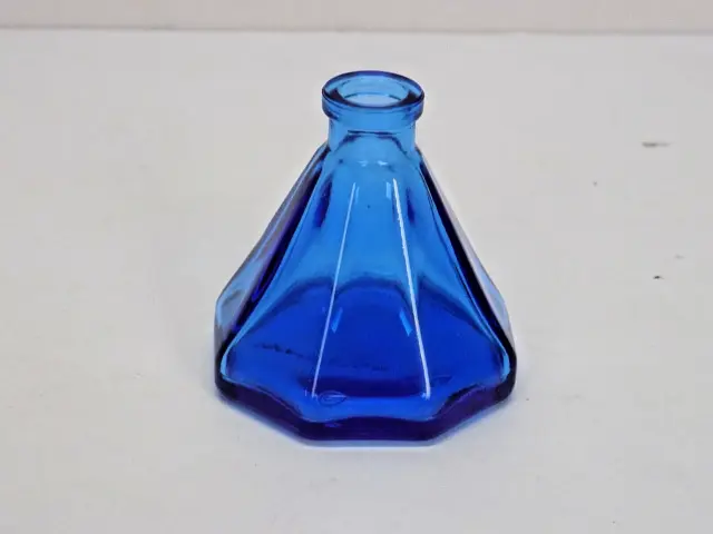 Vintage Wheaton N.J. Blue Glass Octagon Ink Well Bottle