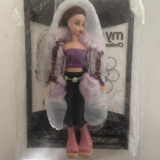 MY SCENE - 2004 - Chelsea City Scene - Mcdonalds Happy Meal Toy