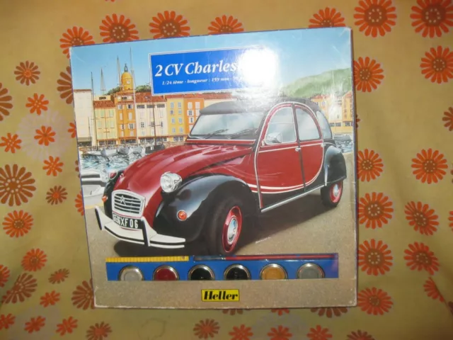 NEUF Ancienne MAQUETTE KIT A MONTER CITROËN 2CV CHARLESTON 1/24e HELLER 60765