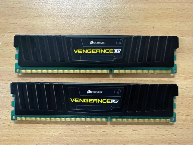 Corsair VENGEANCE RAM 8GB (2x4GB) CML8GX3M2A1600C9 Low Profile Memory Kit