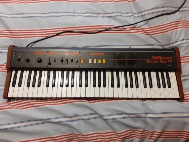 Roland EP-09 Electric Piano 09 Vintage Analog Electric Piano