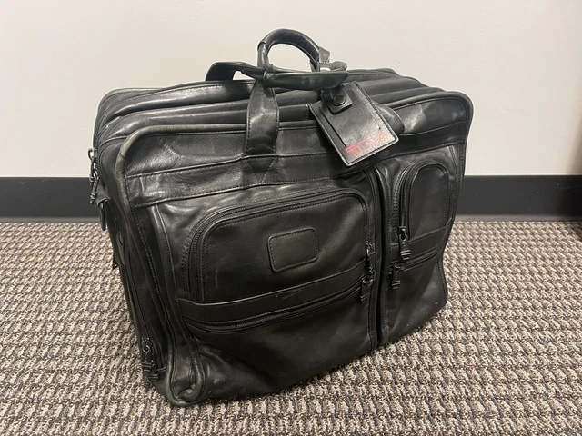Tumi Alpha Series Black Napa Leather Expandable Briefcase 9624D3 Carry On
