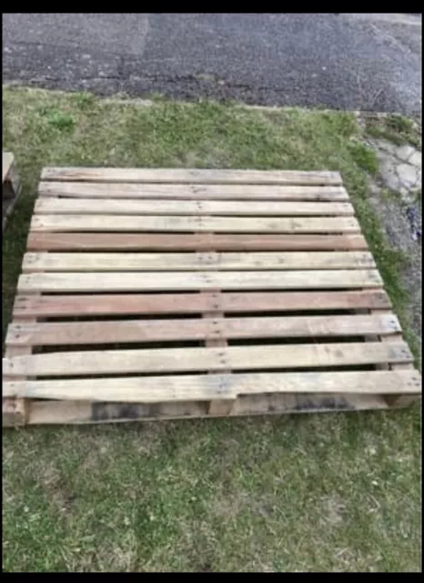 Various Empty Wooden Pallets Also For Fire Wood Kindling Furniture Fencing Etc