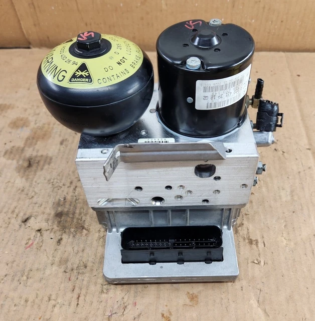 03-06 Mercedes W211 E320 E500 ABS Anti-Lock Brake Pump Module 0 265 960 048 OEM