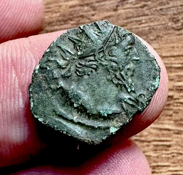 Antica moneta romana coniata errore
