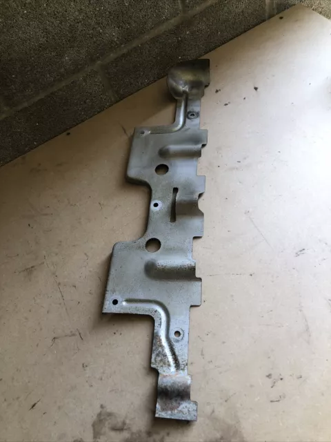 87-90 Jeep Cherokee XJ Comanche MJ 6cyl Oem Intake Manifold Injector Heat Shield