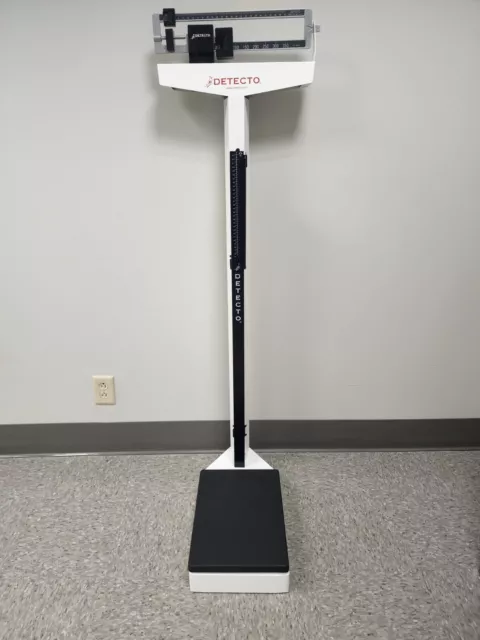 https://www.picclickimg.com/0isAAOSwkLFkvXdf/Detecto-Mechanical-Physician-Scale-Model-439-w-Height.webp