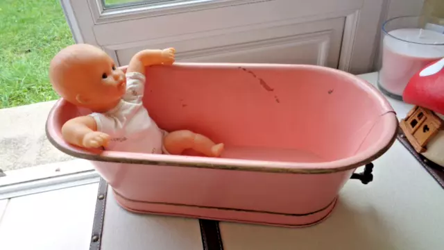 Baignoire ancienne tôle peinte poupée longueur 43 cm au max hauteur 14 cm