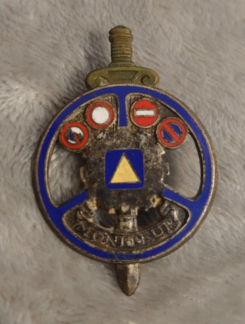 INSIGNE MILITAIRE PUCELLE 1 compagnie 29 régiment de dragons EUR 3,00