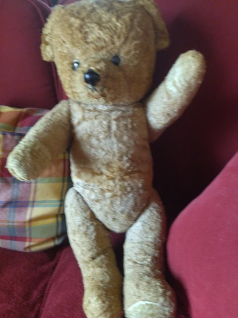 Antiquité,ours en peluche articulé,farine de paille,yeux en verre,nez cousu,griffes,membres articulés de 15 pouces,tête pivotante. - Canada Antiquité,ours en peluche articulé,farine de paille,yeux en verre,nez cousu,griffes,membres articulés de 15 pouces,tête pivotante. - Canada