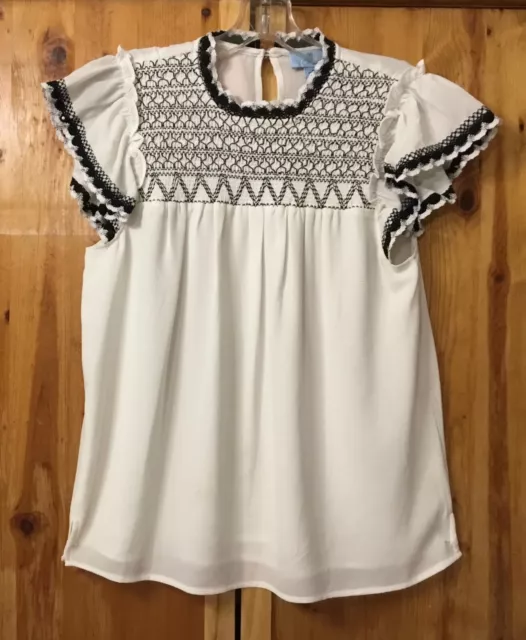 White Smocked Blouse By Cece Size Medium