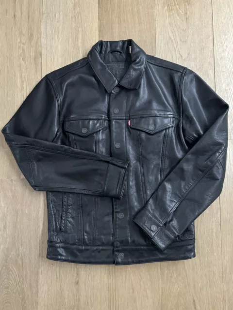 Levi’s Buffalo Leather Black Trucker Jacket, Small