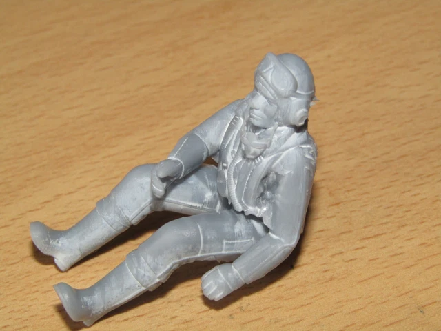 Scale Ww2 1 X SEATED Resin 1/24 scale WW2 RAF pilot figure. unmasked Made in the ...