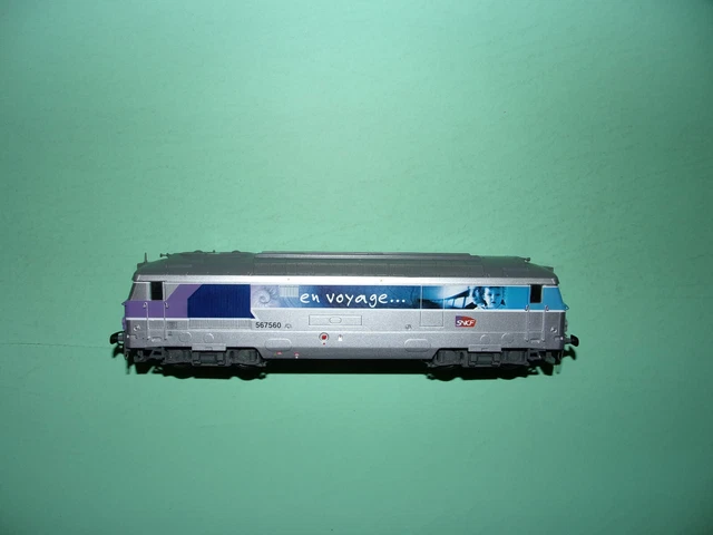 A RESERVER - LOCOMOTIVE BB67400 LIVREE BLEU DIESEL D'ORIGINE