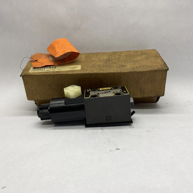Parker Hydraulic Directional Control Valve D03 24VDC 5000 Psi D1VW020BNJWG