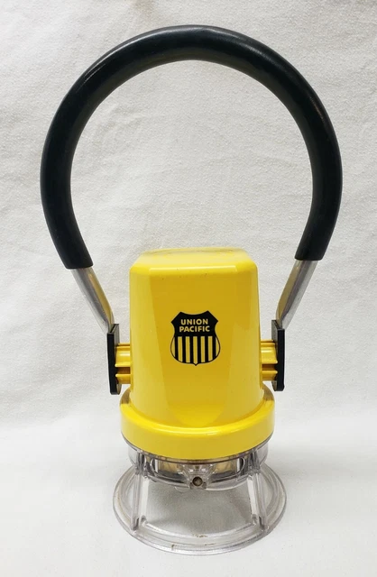 Vintage Union Pacific Starlite 292 Railroad Lantern Yellow Railroaders