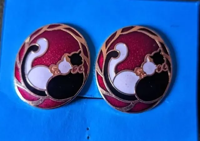 Vintage Cloisonne Black & White Cat Clip On Earrings Red Cute Enamel