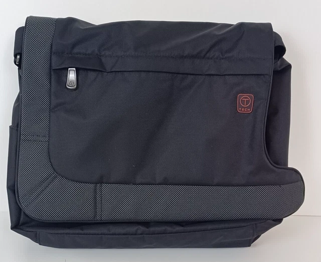 TUMI Tech Black Messenger Laptop Travel Bag Padded Magnetic Closure 51214D