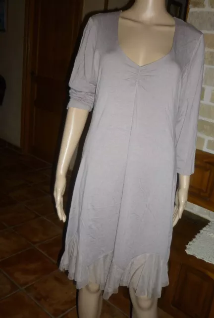 ROBES TUNIQUES  Taille  42  TTB ETAT OU NEUVES LOT DE 3 - lot n° 12