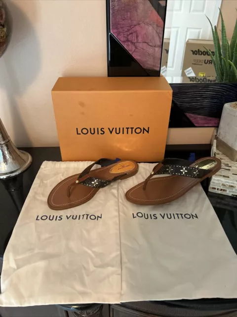 Louis Vuitton Starboard Wedge Sandal White. Size 37.0