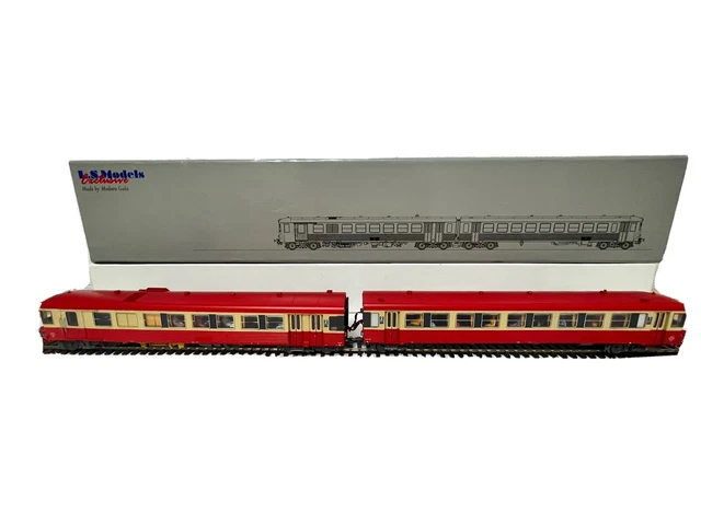 Autorail LS Models X4500 + XR8600 – 1/10031 – Rouge/Crème – Neuf Et RARE