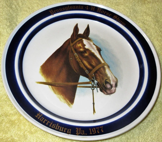 Vtg. 1977 Harrisburg Pennsylvania "4-H HORSE SHOW" Walter Seibold Souvenir Plate