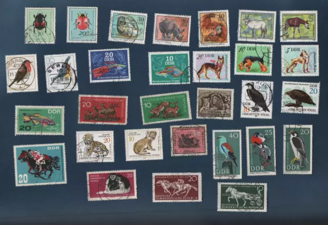 DDR Lot aus 1953 - 1990 , 30 verschiedene Briefmarken  Tiere gestempelt,