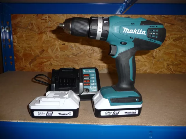 Makita Akkuschrauber HP 457D mit 2 Akkus 15AH und Ladegerät DC18WA