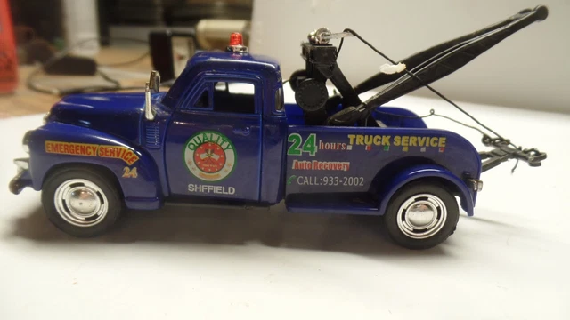 BBURAGO BU31424C ALFA ROMEO GIULIA CARABINIERI SU CARRO ATTREZZI 1:43 Modellino BBURAGO BU31424C ALFA ROMEO GIULIA CARABINIERI SU CARRO ATTREZZI 1:43 Modellino