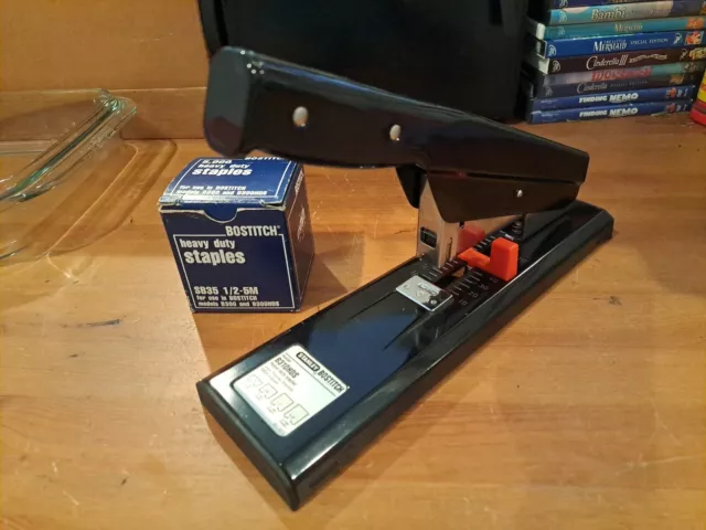 Stanley Bostitch Heavy Duty Stapler B310HDS With Staples up to 150 Sheets