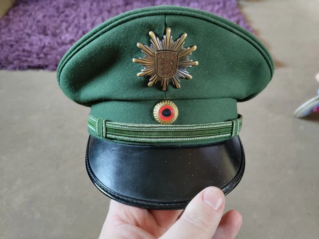 ORIGINAL GERMAN STATE Police Hat Police Officer Visor Cap Badge Green