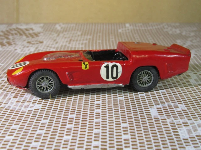 TR 61: A 1:24 scale Red Line models Ferrari TR 61 as raced to victory at Le Mans 1961. With box TR 61: A 1:24 scale Red Line models Ferrari TR 61 as raced to victory at Le Mans 1961. With box