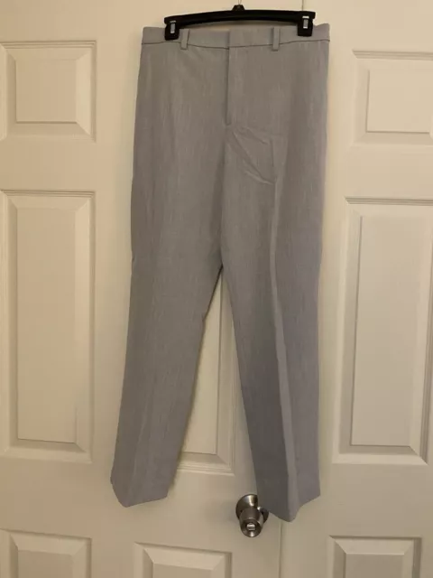Uniqlo Gray Dress Pants (Medium)