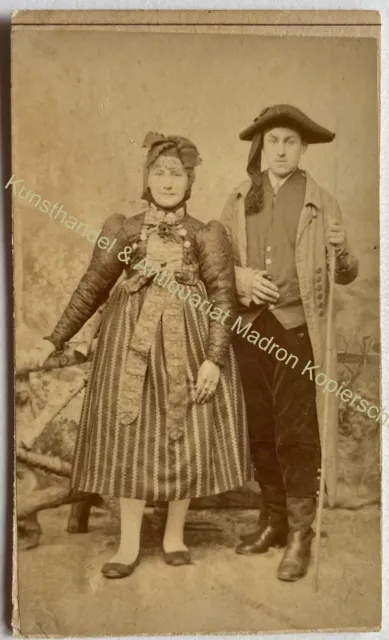 orig. CDV Foto Fotografie Personen um 1880 München Bayern Tracht Trachten