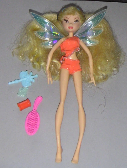 2 Poupées Winx Stella Et Flora Rainbow 2009 2 Poupées Winx Stella Et Flora Rainbow 2009