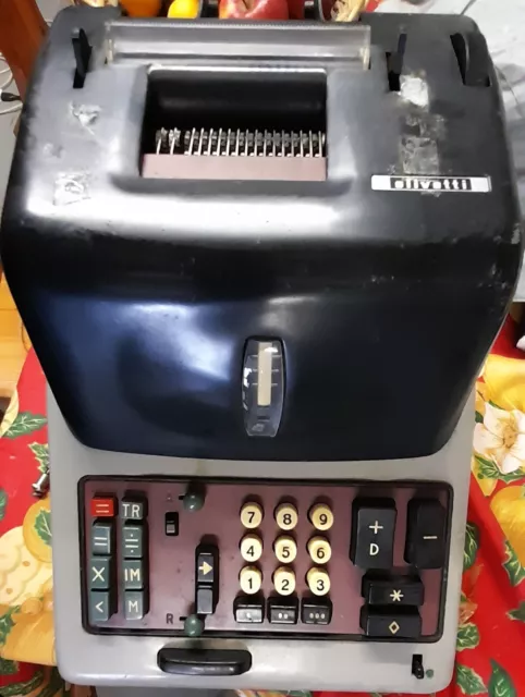 Calcolatrice vintage Elettromeccanica Olivetti Divisumma 24