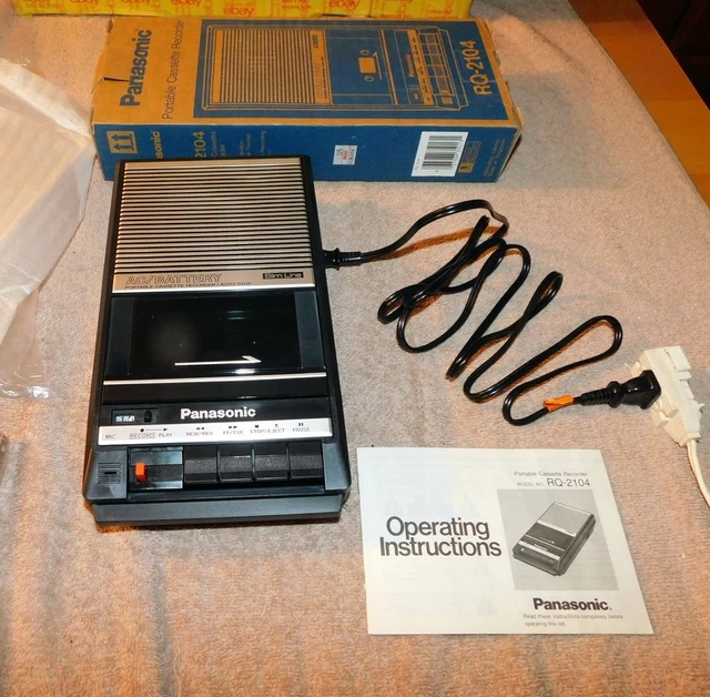 Panasonic RQ-2104 カセットデッキ Vintage Panasonic RQ-2104 Slim Line Portable Cassette