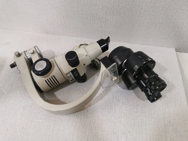 Essilor SL300 Slit Lamp Revolutionary Liquid Lens Phoropter